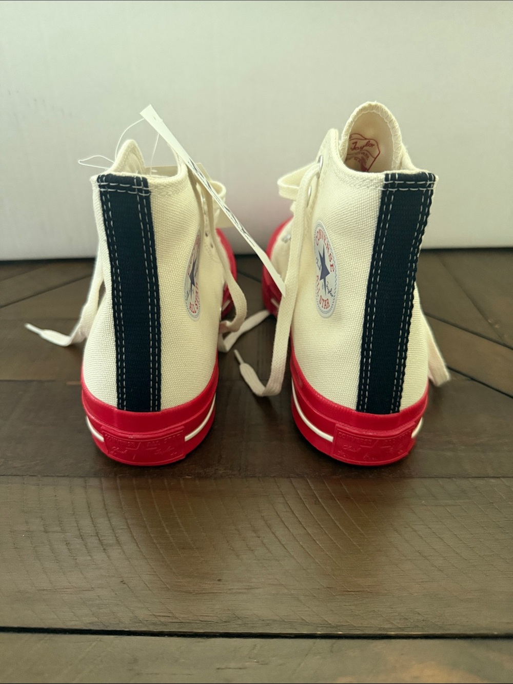 NEW Converse Chuck Taylor All Star 70 Hi
Comme des Garcons PLAY Egret Red Midsol - Picture 4 of 7